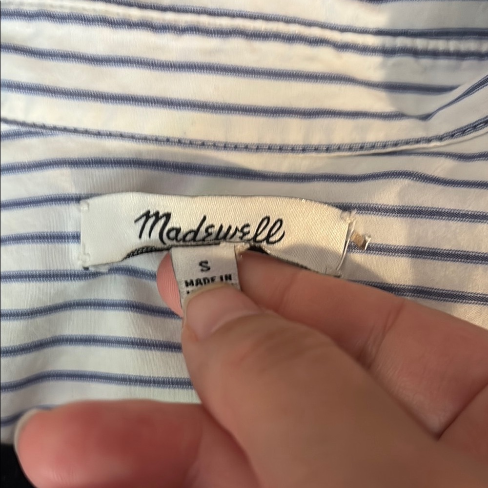 Madewell Women’s Striped Button-Up Shirt - Picture 3 of 3